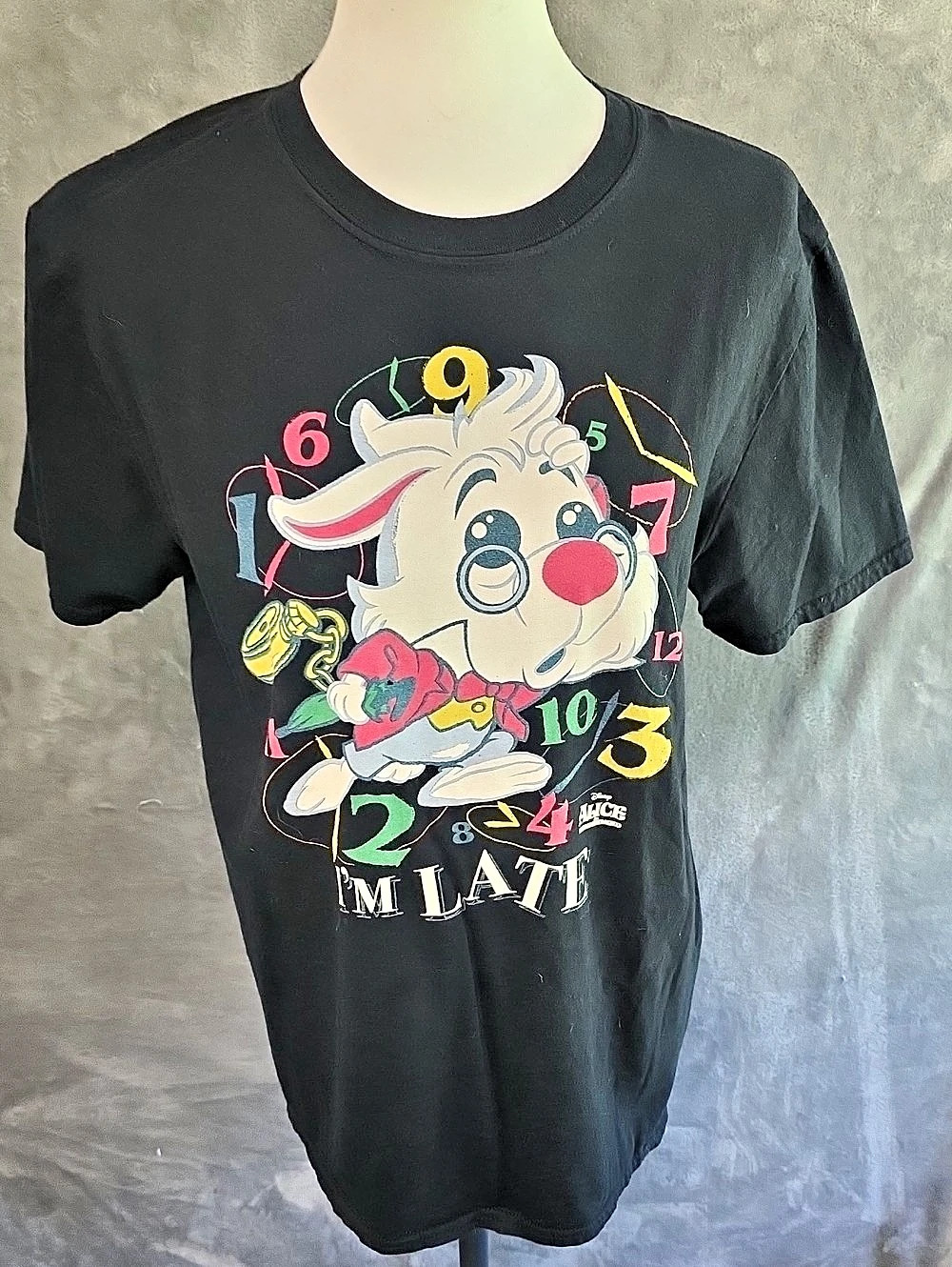 Disney Alice in Wonderland "I'M Late" Tee Graphic Tee in Black Size Medium